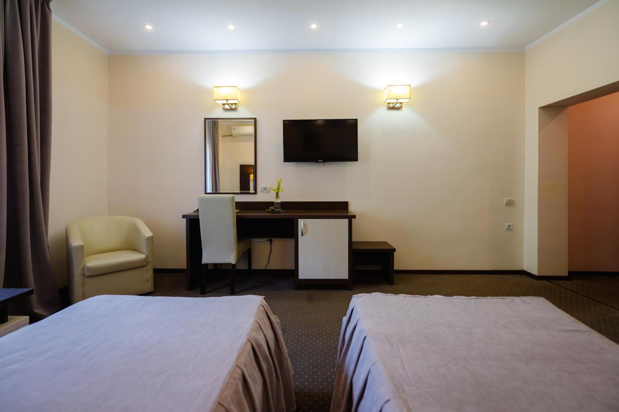Hotel Evergreen Amara Extérieur photo