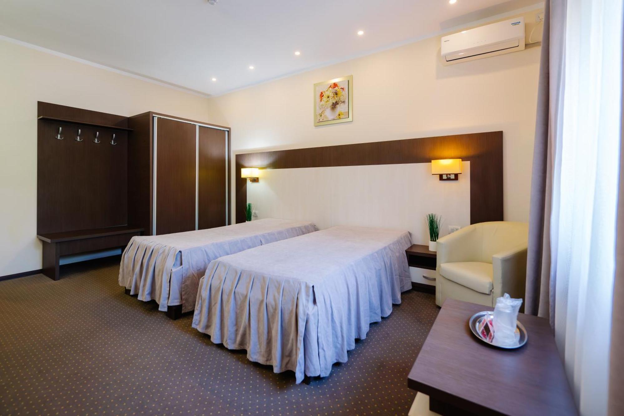 Hotel Evergreen Amara Extérieur photo