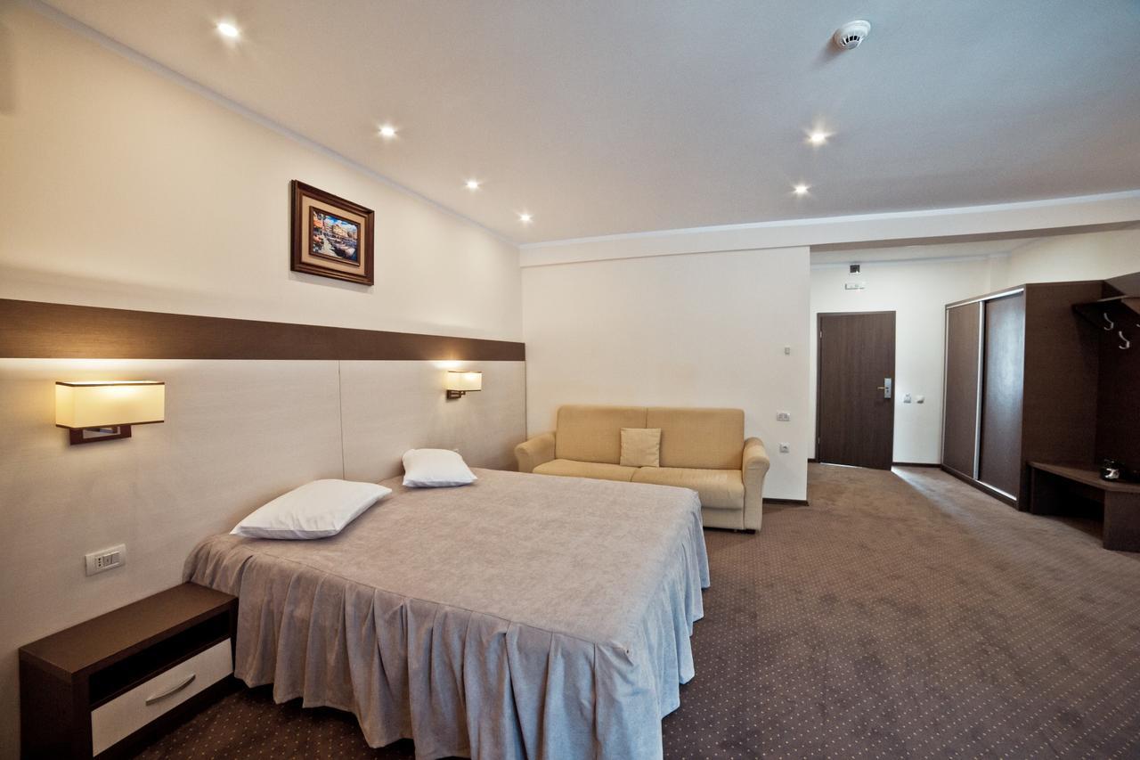 Hotel Evergreen Amara Extérieur photo